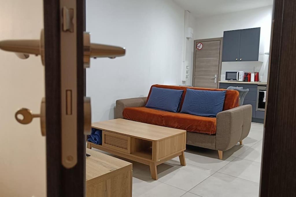 Appartement Confort Equipe Au Coeur De Μπεζιέ Εξωτερικό φωτογραφία